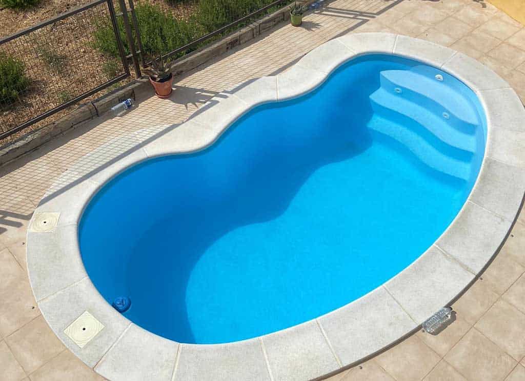mantenimiento de piscinas en hoteles caleta de velez